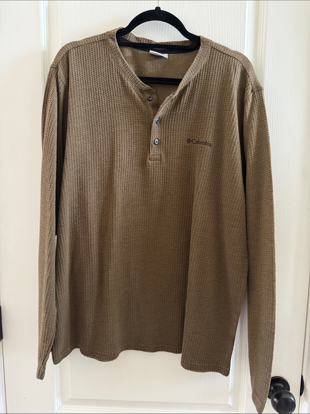 Columbia Men's Long-Sleeve Waffle Henley - Khaki Brown